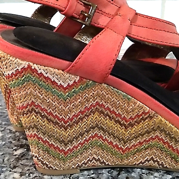 St.Johns Bay Coral Platform Wedge Sandals. Size 7.5 - Picture 11 of 11